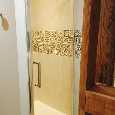 Le Hangar De Mamie Nyaraló La Charriere